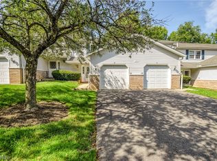 1771 Rolling Hills Dr APT D, Twinsburg, OH 44087