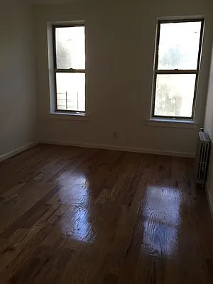 Rented by Arena Real Estate | media 7