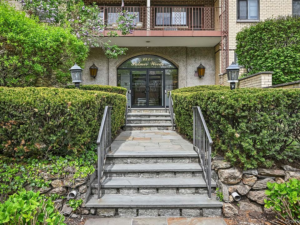 1st image of 2221 Palmer Avenue #3R