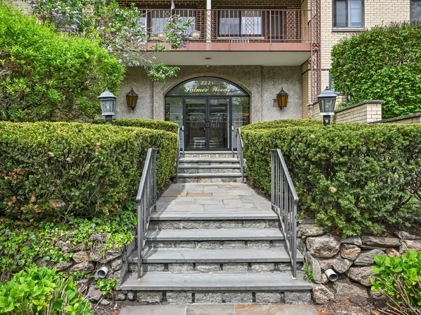 2221 Palmer Avenue #3R, New Rochelle, NY 10801
