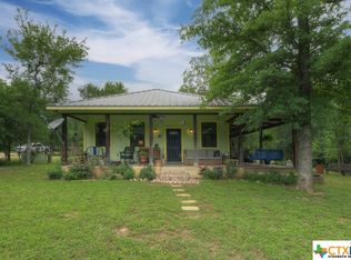 1035 Westwood Rd, Lockhart, TX 78644