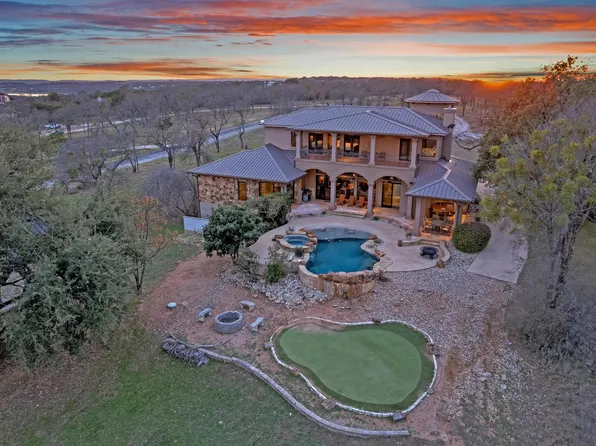 303 Yaupon Dr, Spicewood, TX 78669