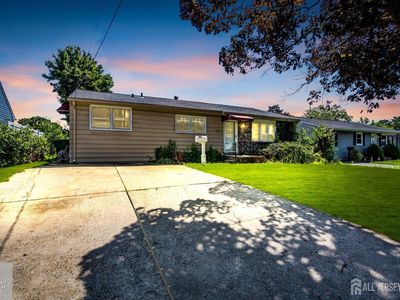106 Kendall Dr, Parlin, NJ, 08859