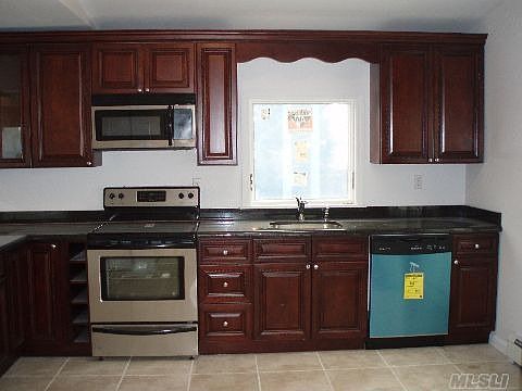 2nd image of 196 Elmwood Ave