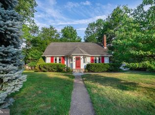 16 Ingleside Ave, Pennington, NJ