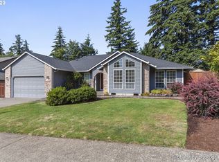 1761 NW 19th St, Gresham, OR 97030