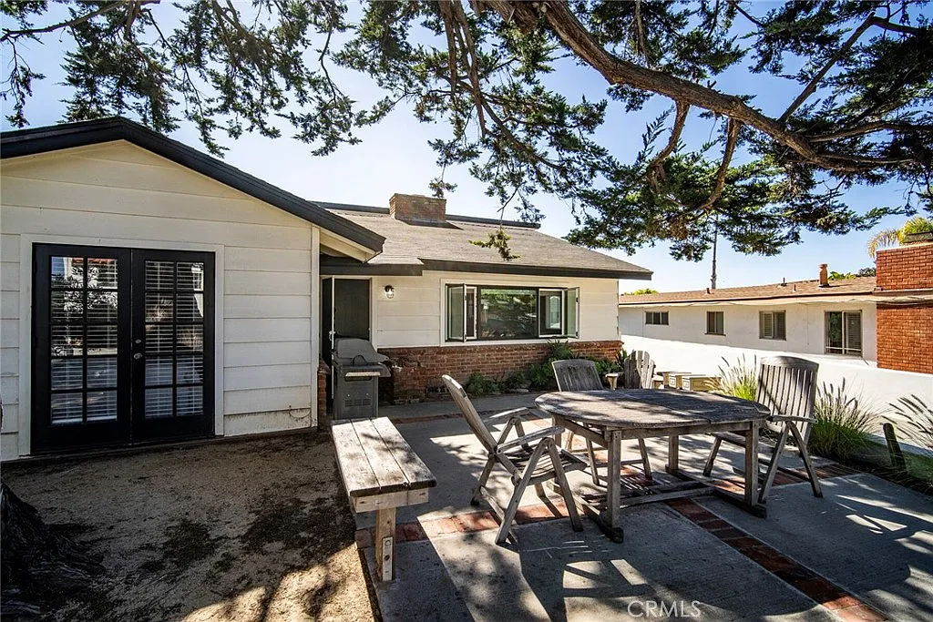 3 bed, 1283 sqft, $6,500 — Photo 4