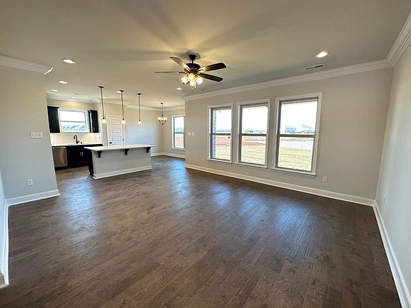 Ravenswood IV G - Living - Open Floor Plan