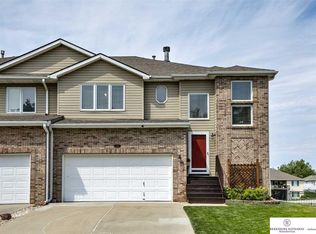 4418 N 17th St, Carter Lake, IA 51510