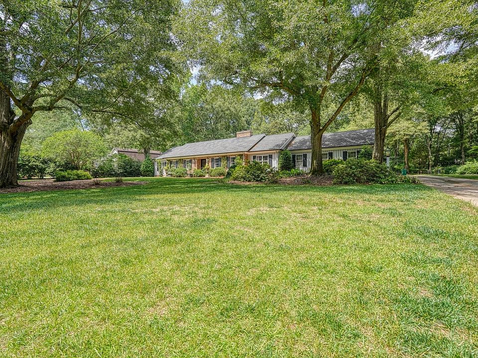 1st image of 301 Dunbarton Ct