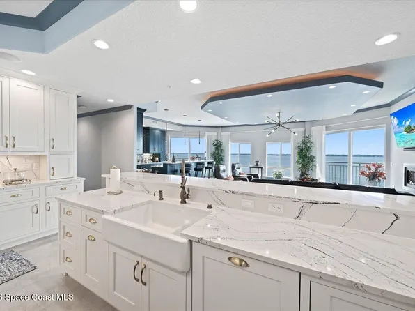 1465 S Harbor City Blvd #1002, Melbourne, FL 32901