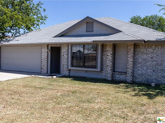 2nd image of 3206 Edgewood Dr