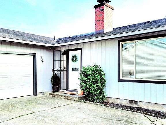 2nd image of 229 N Beckstead Ave