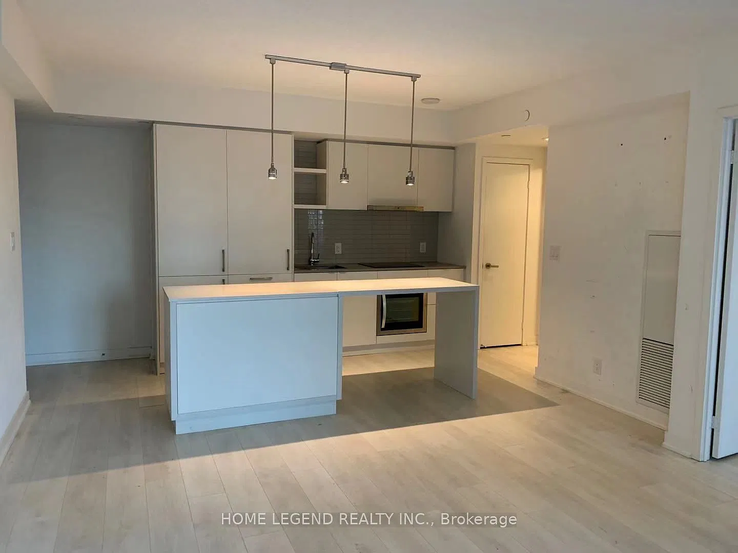 1 bed, $2,500 — Photo 4