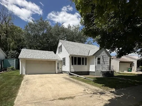 311 Butler Ave, Jackson, MN 56143