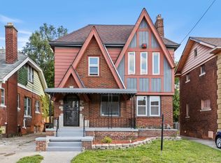 2715 Glynn Ct, Detroit, MI 48206