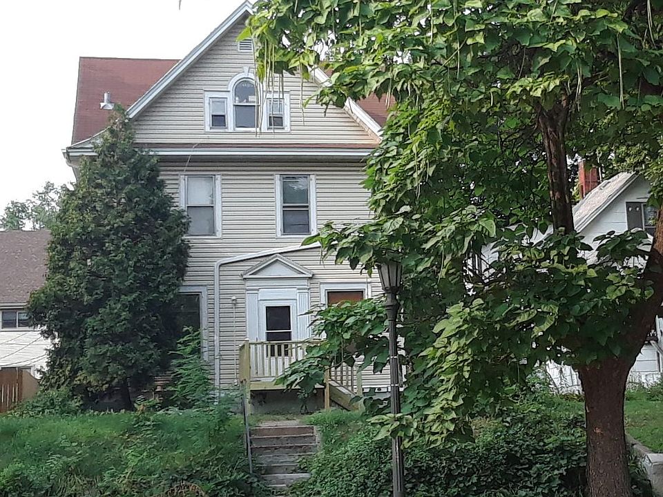 1st image of 1621 Marshall Ave