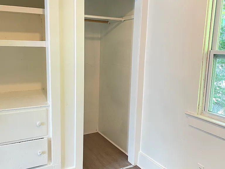 741 Barrie Ave — Photo 11