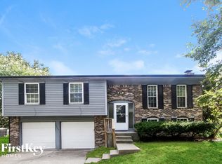 5609 Streamside Dr, Indianapolis, IN 46278