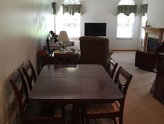 5th image of 1701 Willow Brook Dr