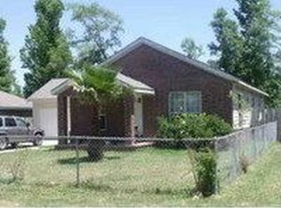 595 Pine Burr Dr, Vidor, TX 77662