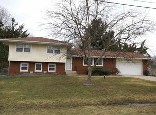 2378 Windemere Dr, Jackson, MI 49202