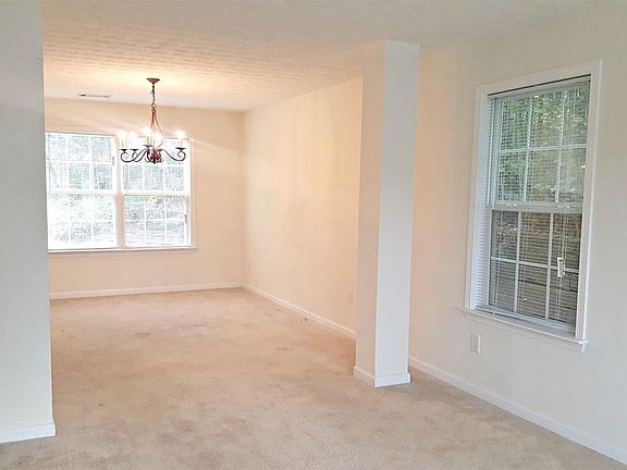 4th image of 593 Roxholly Walk