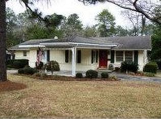 1015 Cherokee Cir, Waycross, GA 31501