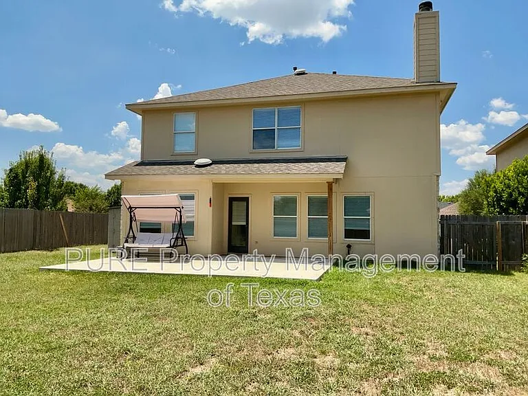 1405 Summercrest Blvd — Photo 28