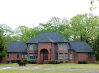 8600 Ashton Dr, Laurinburg, NC 28352