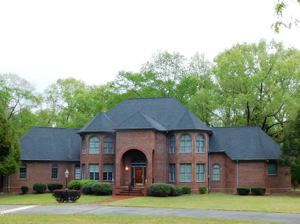 8600 Ashton Drive, Laurinburg, NC 28352