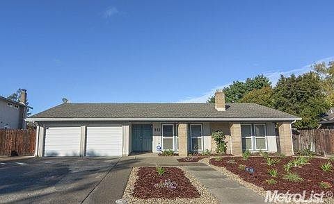 3rd image of 942 Placer Ave