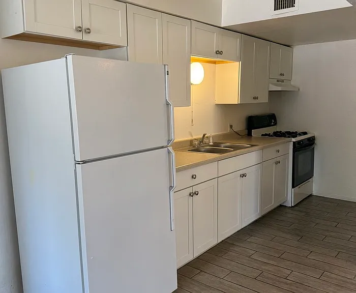 3519 N Los Altos Ave #2 — Photo 5