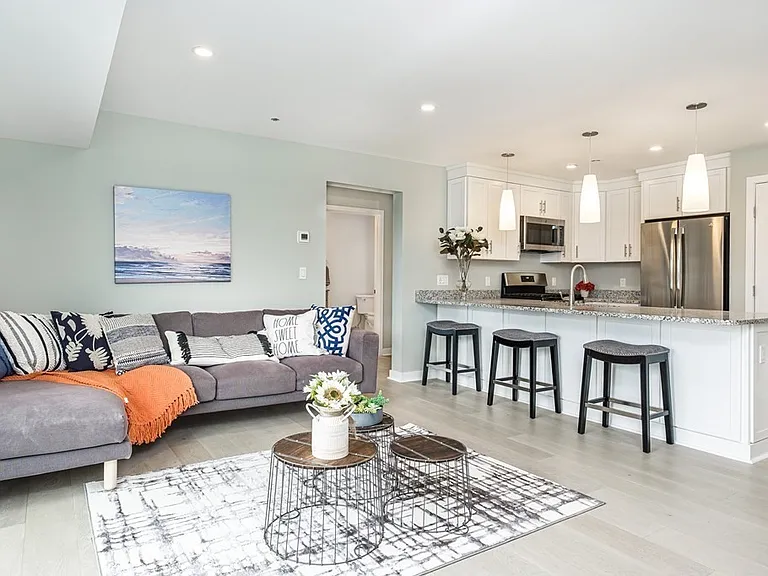 450 American Legion Hwy #304 — Photo 1