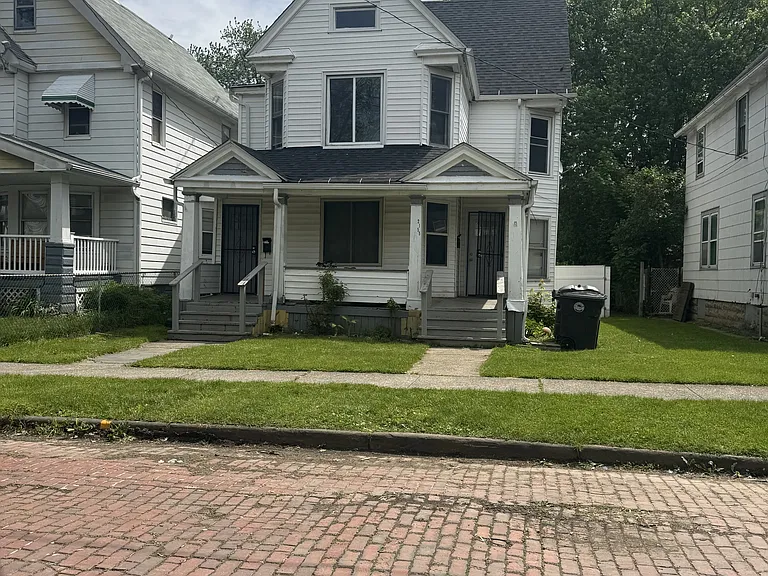 2153 W 96th St — Photo 1