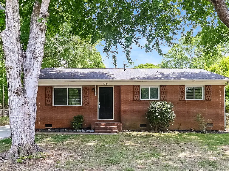 9324 Edgevale Dr — Photo 16