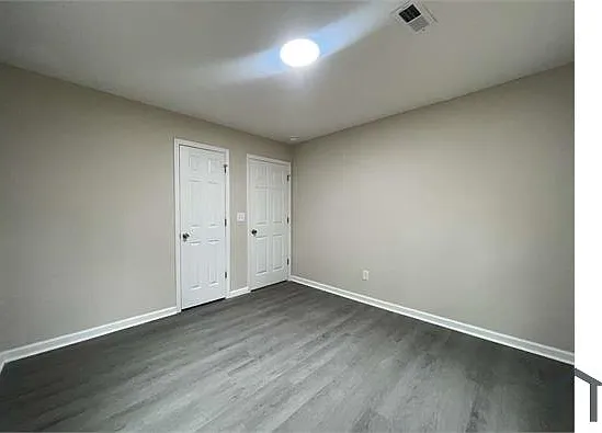 1617 N Main St — Photo 38