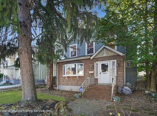 572 Delafield Ave, Staten Island, NY 10310