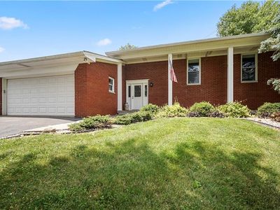 1180 Berry Rd, Greenwood, IN, 46143