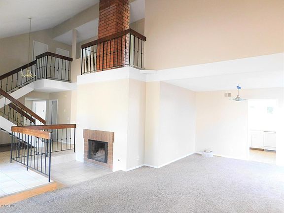 2nd image of 931 N Gracia St