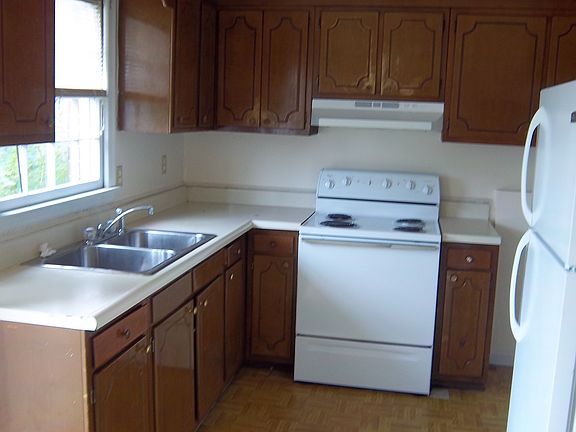 5th image of 2607 Wise St APT B