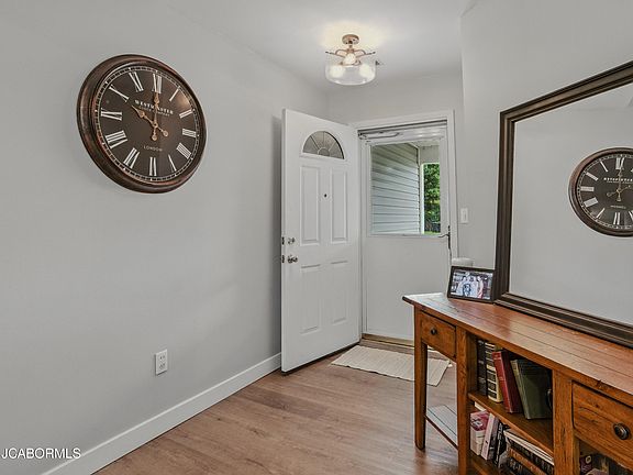 5th image of 5112 Melissa Dr