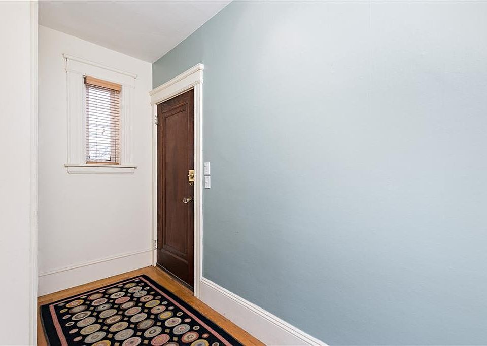 124 Blackstone Blvd APT 4, Providence, RI 02906 Zillow