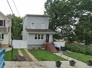 2 Fairview Ave, Staten Island, NY 10314