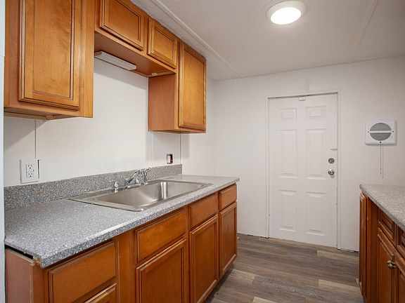 2nd image of 5644 Regency Blvd #59