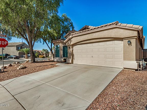 3rd image of 42652 W BUNKER Drive