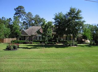 8972 Crighton Crossing Dr, Conroe, TX 77302