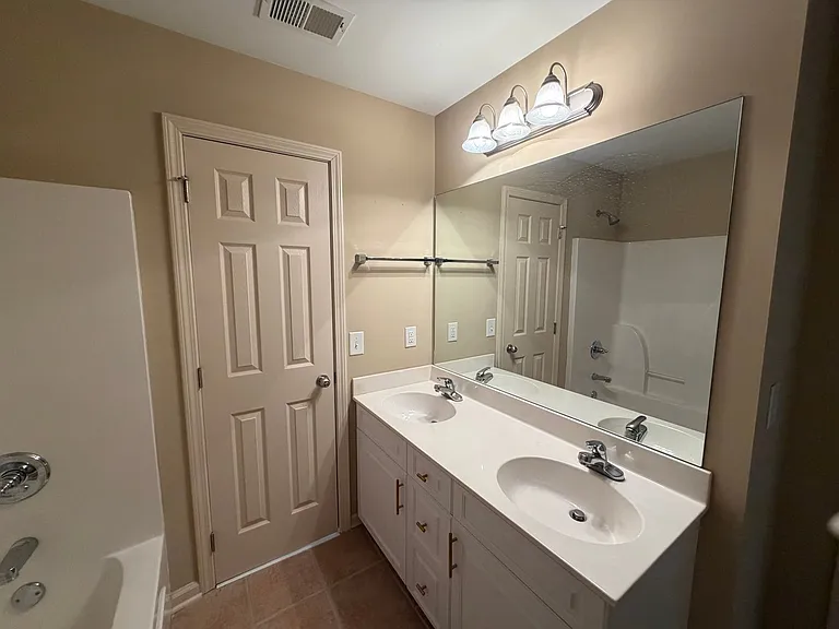 768 Laurel West Ln — Photo 26