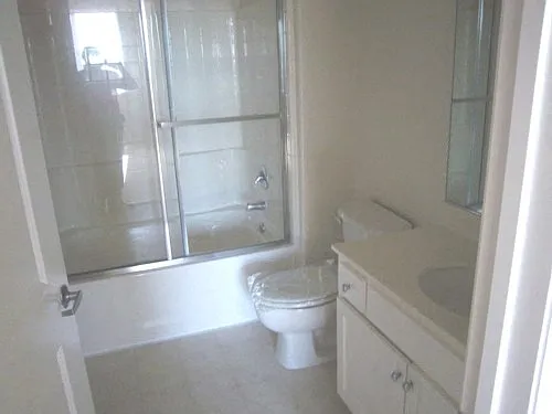 Lido Apartments - 7393 W Manchester Ave — Photo 26