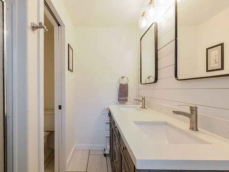 2352 NW Marken Pl — Photo 22